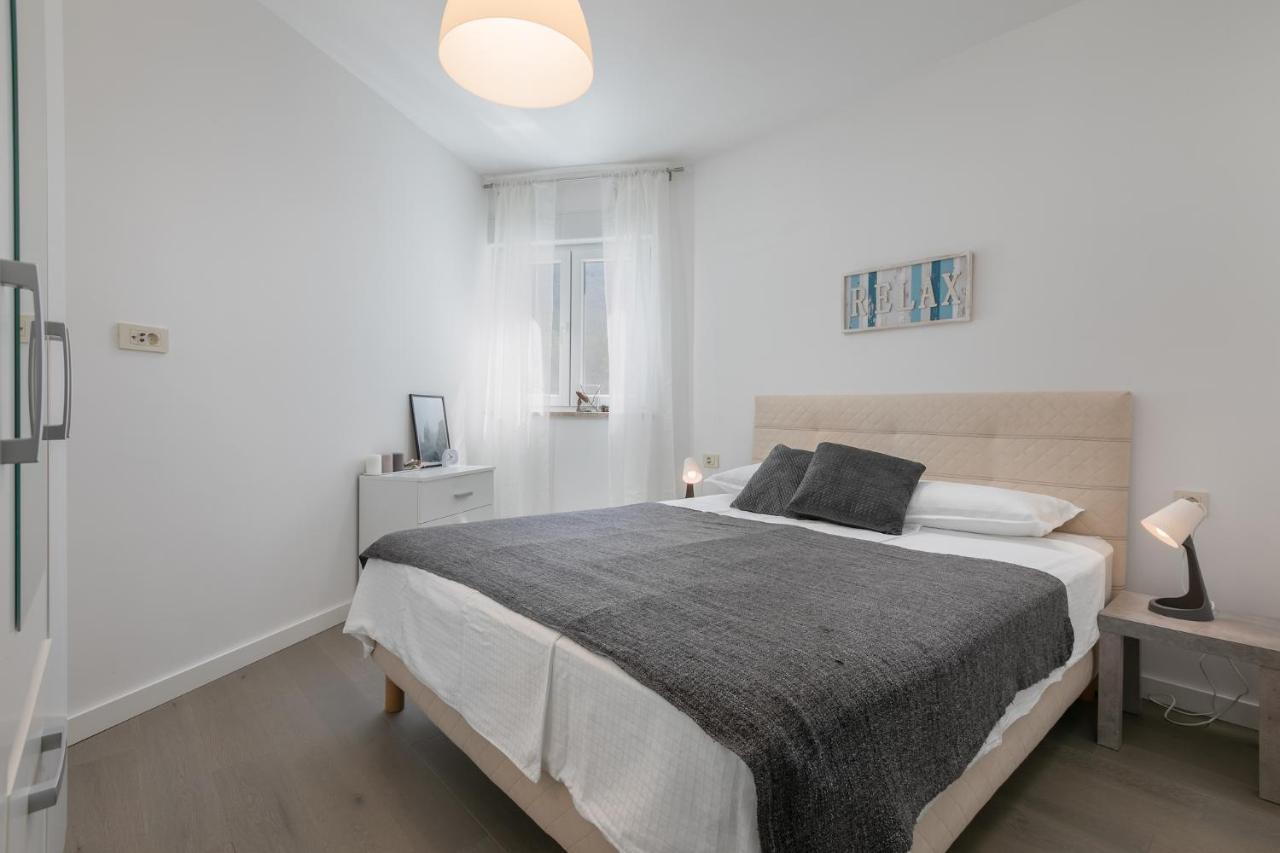 Silver Sea Apartment Makarska Dış mekan fotoğraf